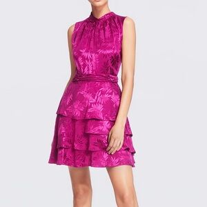 Elegant Pink Sleeveless Dress